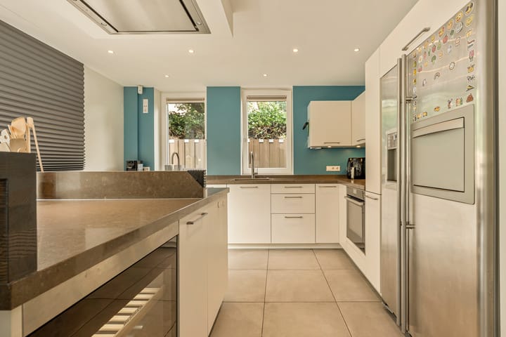 Vrijstaande woning te koop: Hilverbeekstraat 8, Amsterdam