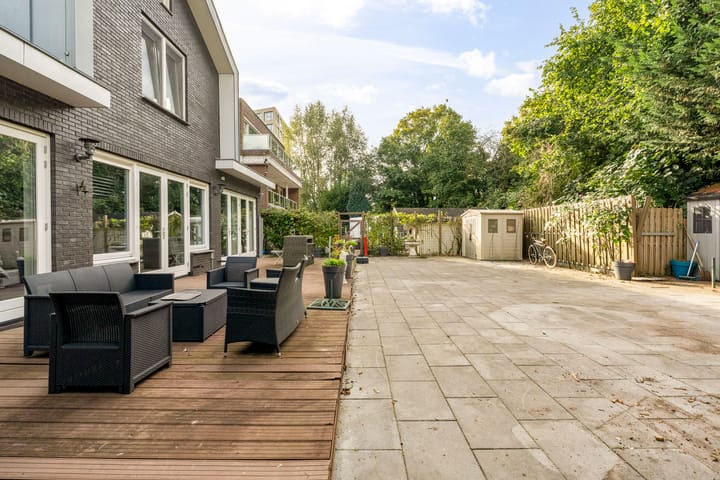 Vrijstaande woning te koop: Hilverbeekstraat 8, Amsterdam