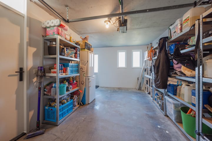 Twee-onder-één-kap te koop: Molenhoek 9, Wanssum