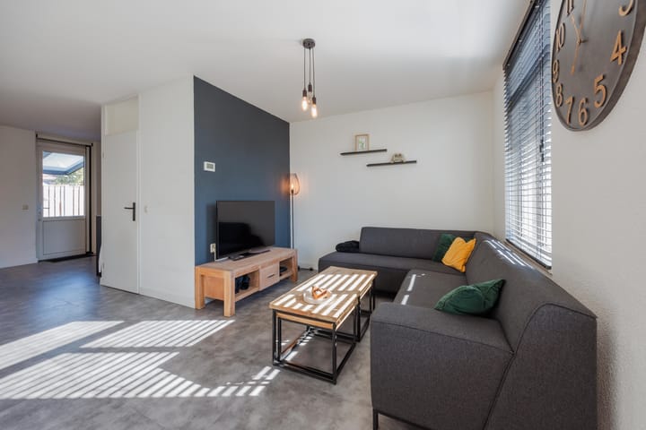 Twee-onder-één-kap te koop: Molenhoek 9, Wanssum