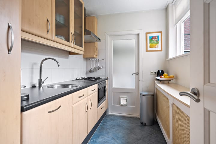 Tussenwoning te koop: Johan de Walestraat 4, Leeuwarden