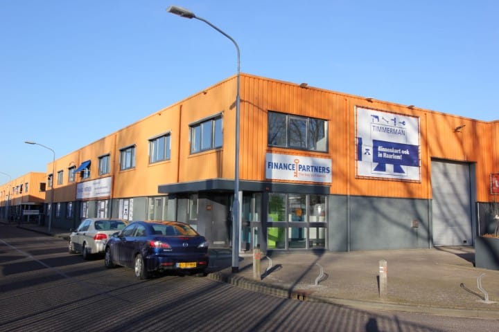 View photo 1 of Pieter Goedkoopweg 38