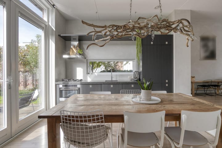 Hoekwoning te koop: Hanzelaan 64, Kampen