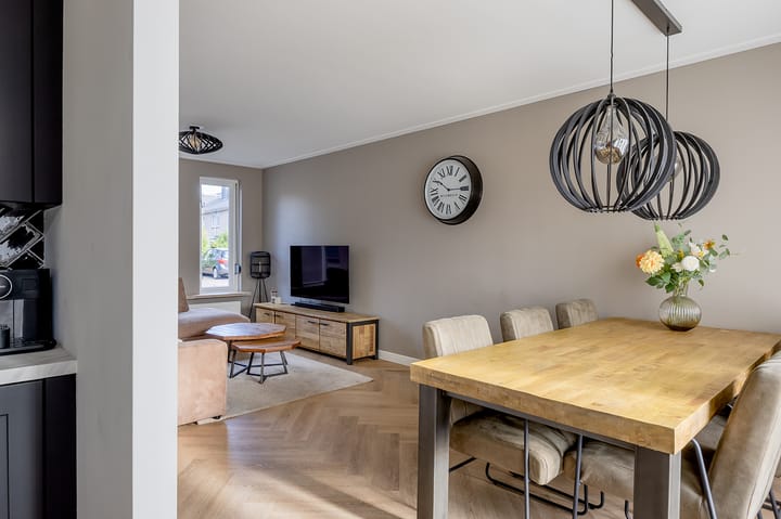 Tussenwoning te koop: Burgemeester Notermansstraat 9, Best
