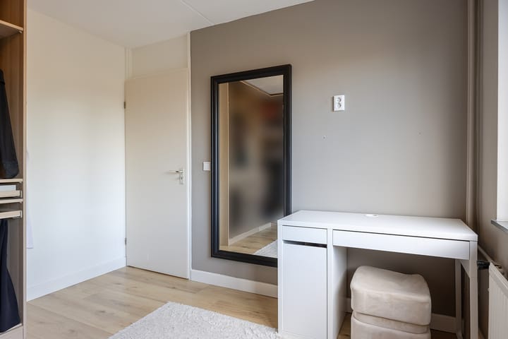 Tussenwoning te koop: Burgemeester Notermansstraat 9, Best