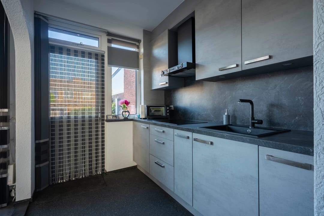 Photo 7 of Ligtenbergstraat 36
