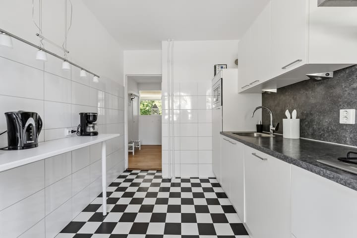 Appartement te koop: Jan Ligthartstraat 2, Voorburg
