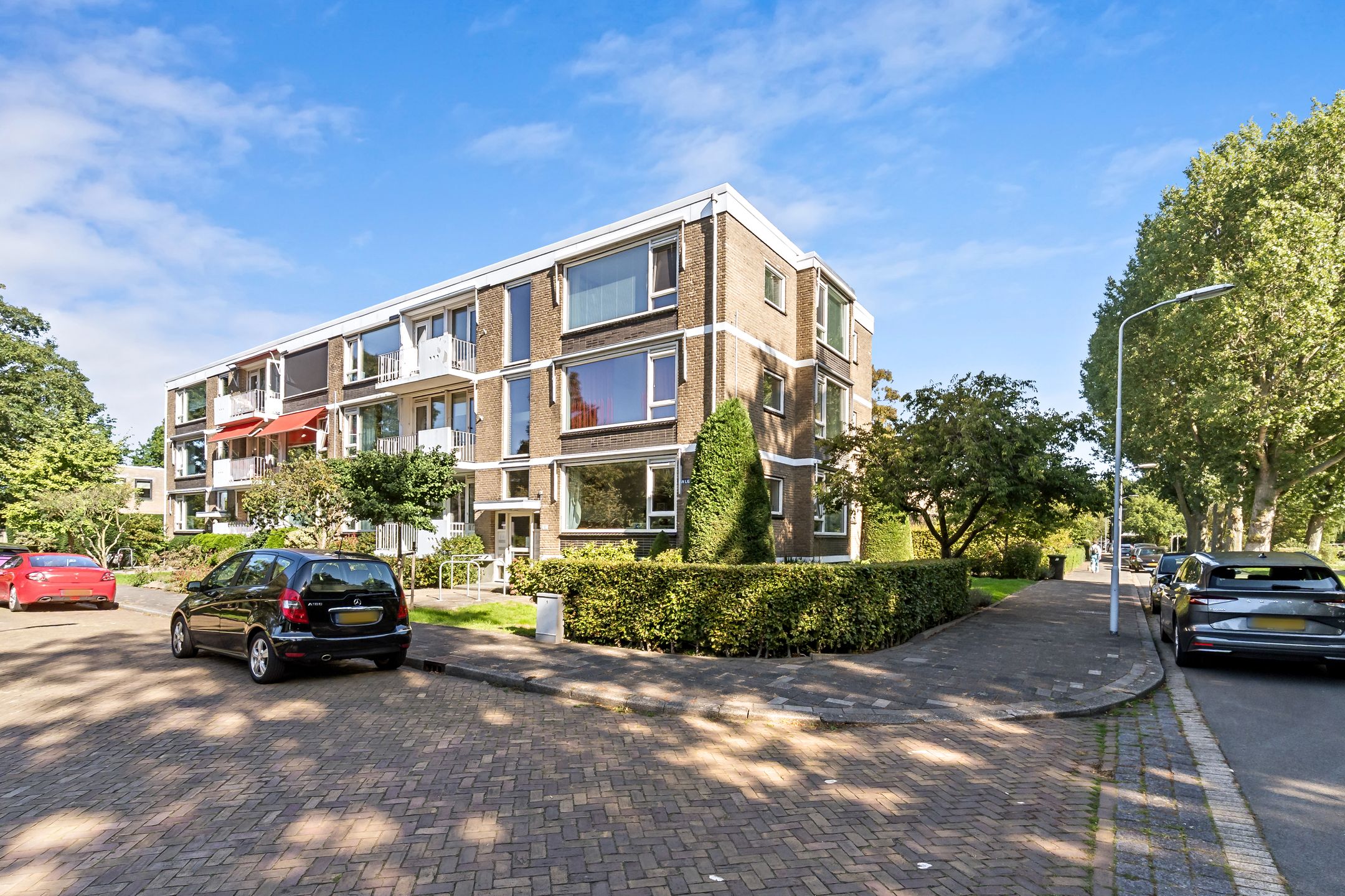 Photo 21 of Jan Ligthartstraat 2