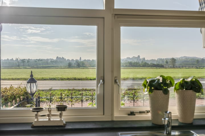 Twee-onder-één-kap te koop: Hofweg 20, Nootdorp