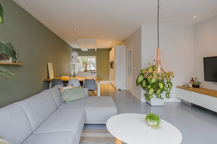 Twee-onder-één-kap te koop: Kievitlaan 19, Ijmuiden