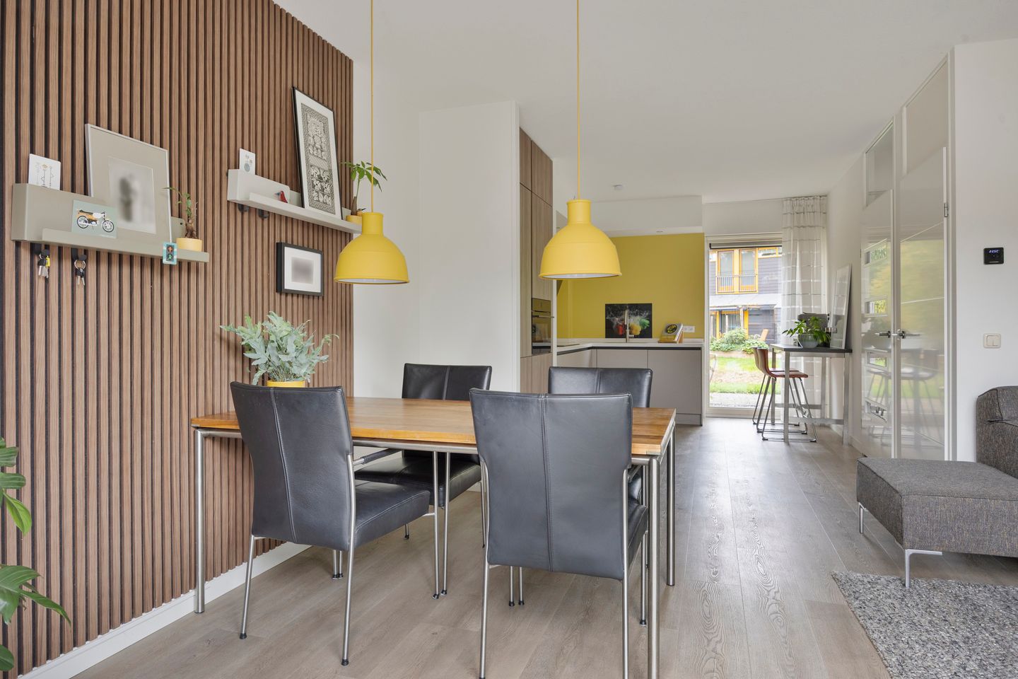 Photo 10 of Ary Schefferstraat 34