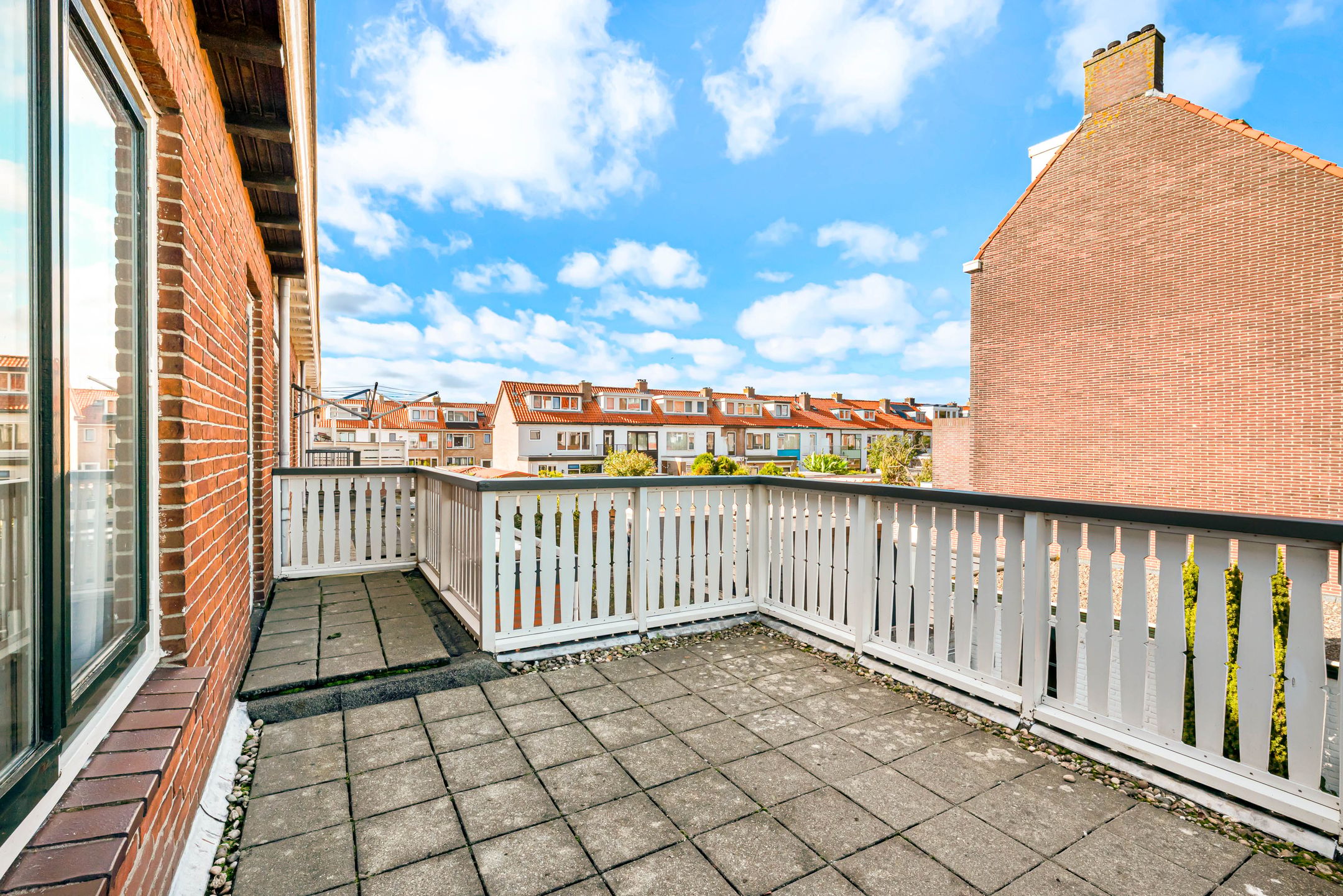 Photo 42 of Willebrordstraat 17