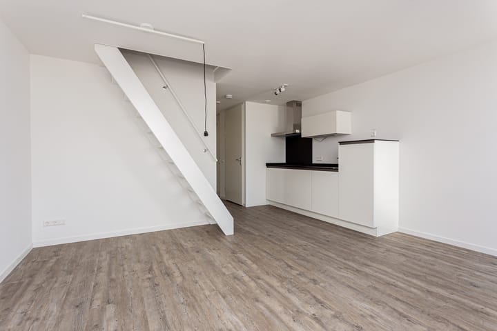 Studio te huur: Hellestraat 11S, Amersfoort