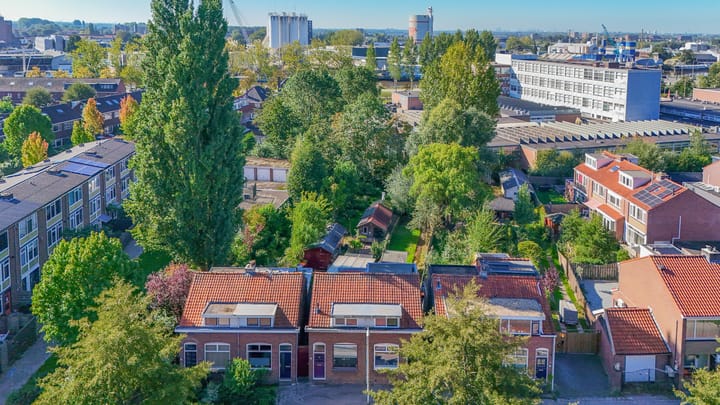 Twee-onder-één-kap te koop: Winterdijk 23, Gouda