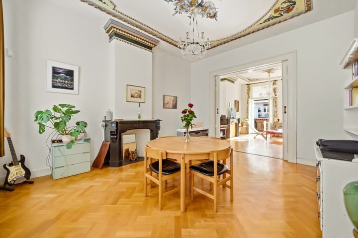 Tussenwoning te koop: Riouwstraat 65, 'S-Gravenhage