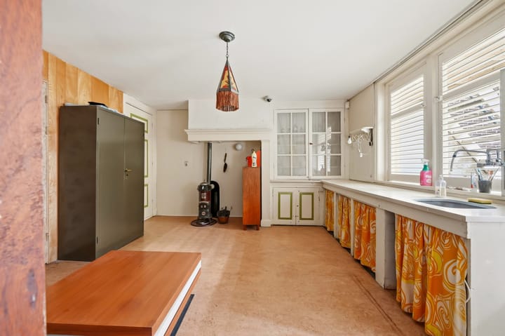 Tussenwoning te koop: Riouwstraat 65, 'S-Gravenhage