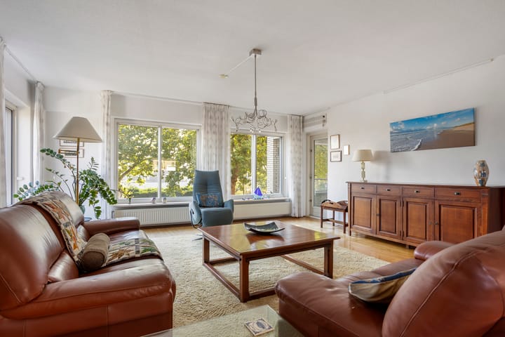 Appartement te koop: Koningin Julianaplein 31, Leidschendam