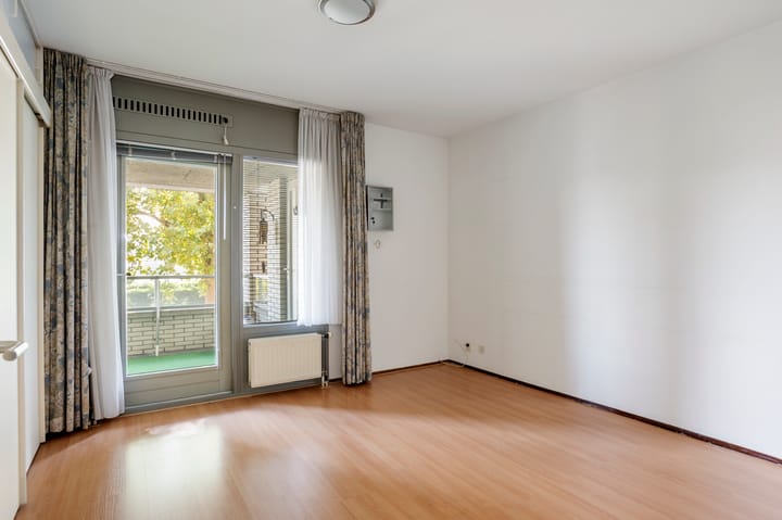 Appartement te koop: Koningin Julianaplein 31, Leidschendam
