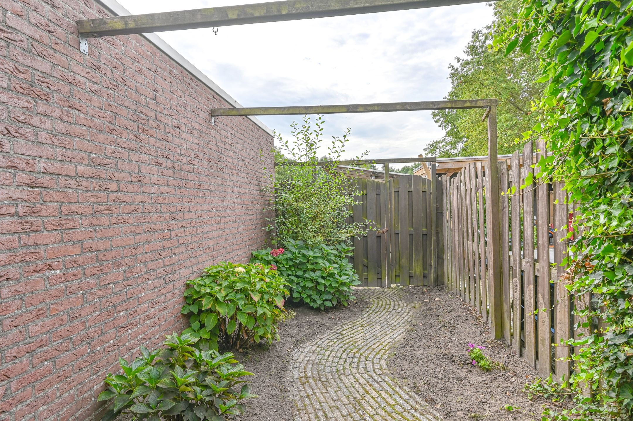 Photo 42 of van Marleweg 14
