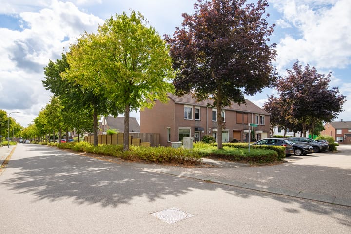 Hoekwoning te koop: Jac Reijnderslaan 8, Susteren