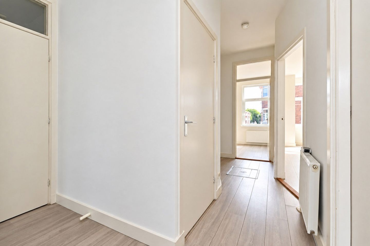 Photo 14 of Dautzenbergstraat 111