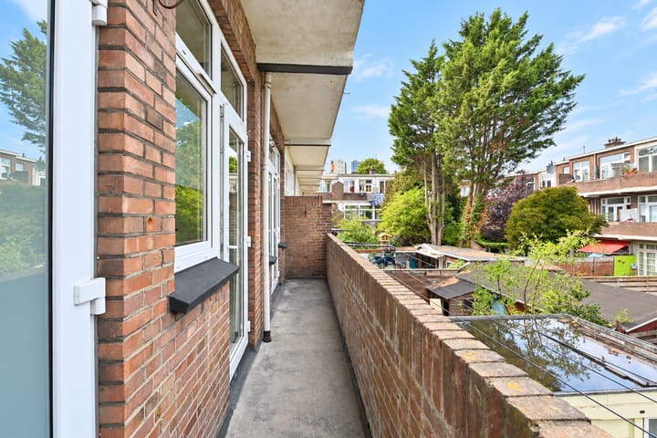 Appartement te koop: Dautzenbergstraat 111, 'S-Gravenhage