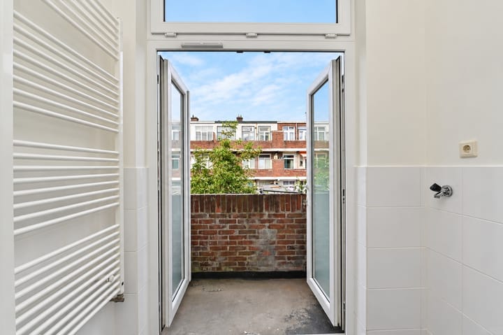 Appartement te koop: Dautzenbergstraat 111, 'S-Gravenhage
