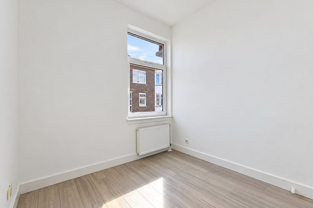 Photo 17 of Dautzenbergstraat 111