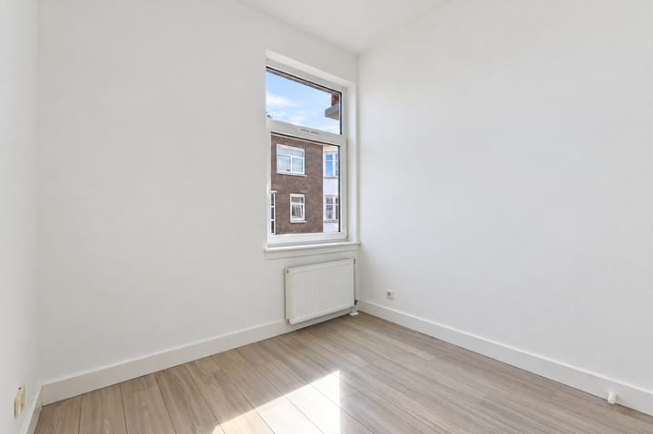 Appartement te koop: Dautzenbergstraat 111, 'S-Gravenhage