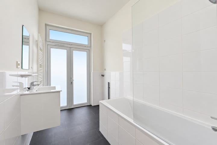 Appartement te koop: Dautzenbergstraat 111, 'S-Gravenhage