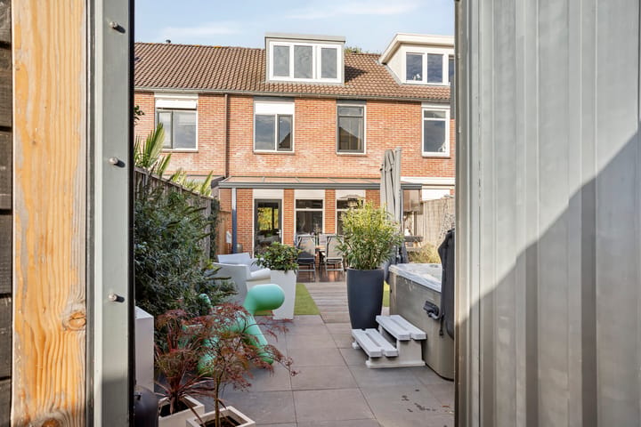 Tussenwoning te koop: look 35, Oldenzaal