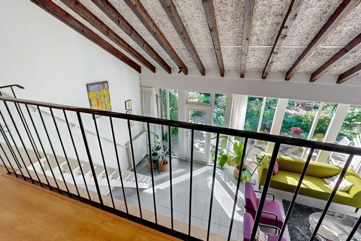 Twee-onder-één-kap te koop: Tinnegieter 56, Hoorn