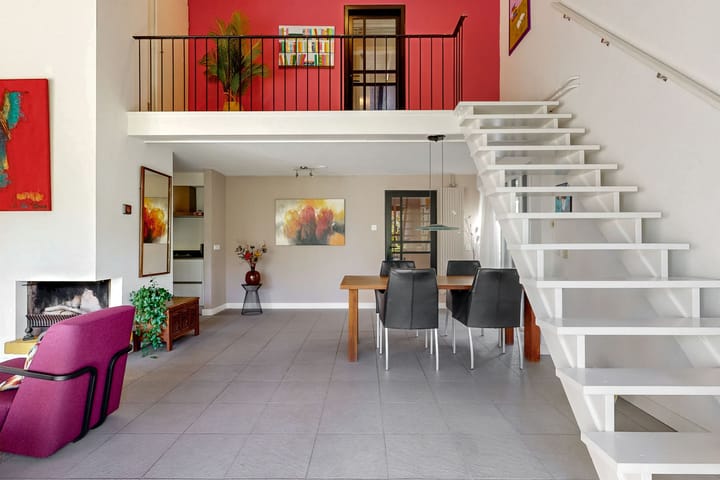Twee-onder-één-kap te koop: Tinnegieter 56, Hoorn