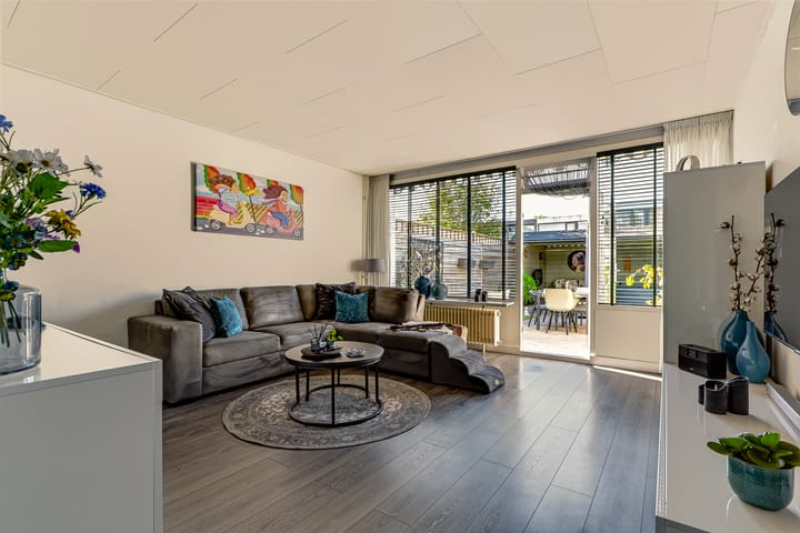 Photo 4 of Laan van de Marel 389
