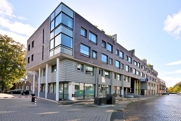 Binnensingel 8