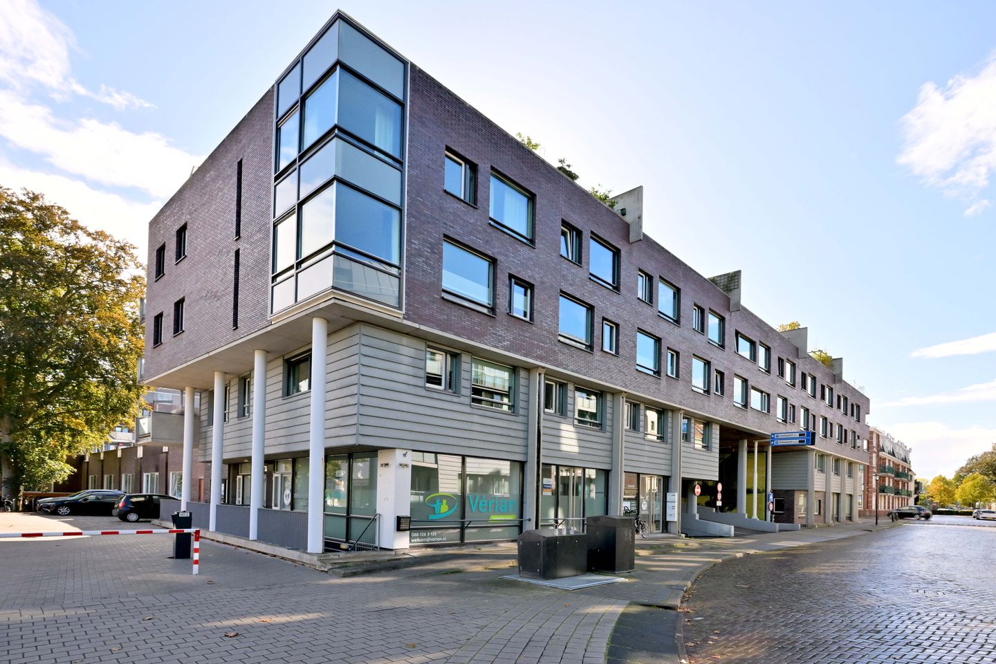 View photo 1 of Binnensingel 8