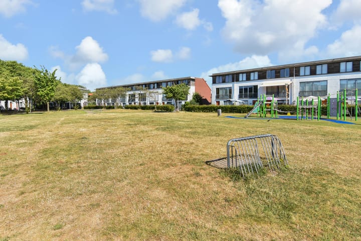 Studio te koop: Eksterhof 47, 'S-Gravenhage