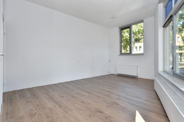 Studio te koop: Eksterhof 47, 'S-Gravenhage
