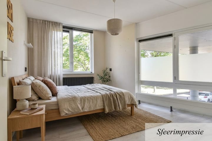 Studio te koop: Eksterhof 47, 'S-Gravenhage