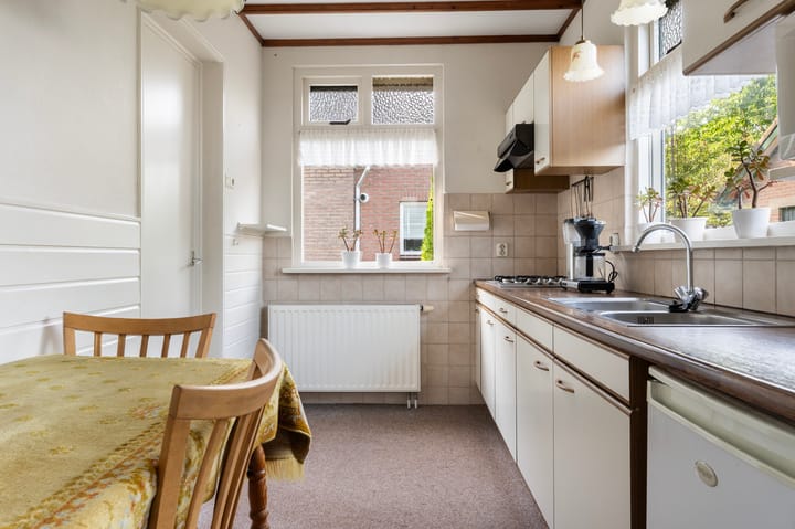 Vrijstaande woning te koop: Henriëtte van Eyklaan 39, Apeldoorn