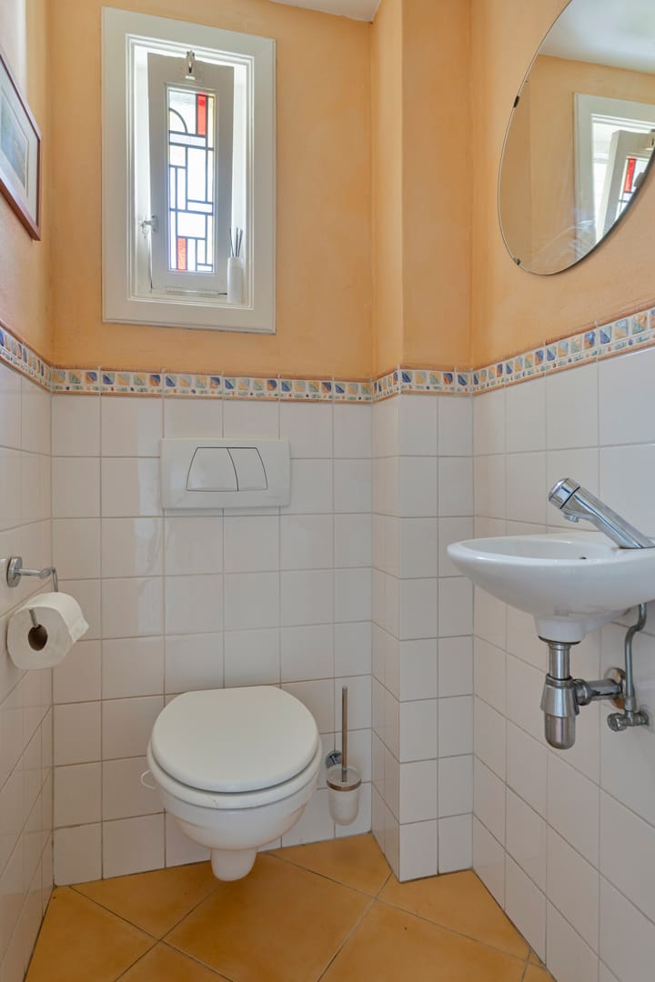 Twee-onder-één-kap te koop: Colenbranderstraat 13, Arnhem