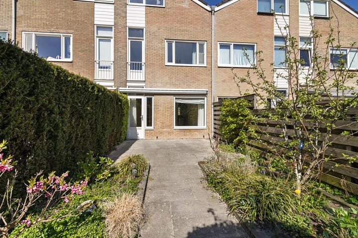 Tussenwoning te huur: Lenteklokje 26, Leeuwarden