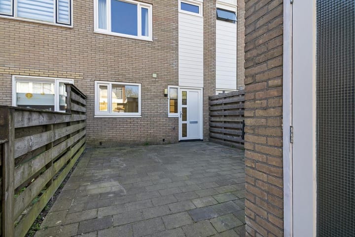Tussenwoning te huur: Lenteklokje 26, Leeuwarden