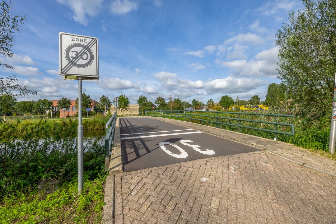 Photo 26 of Burgemeester Trooststraat 100