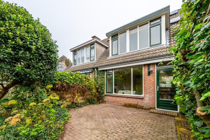 Tussenwoning te koop: Marie Struijslaan 4, Odijk