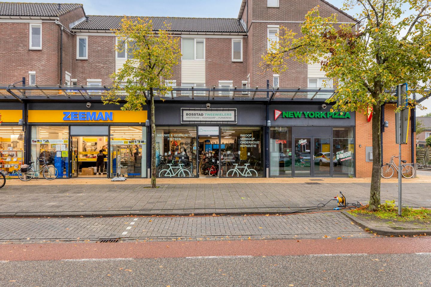 Bekijk foto 2 van Overlanderstraat 608
