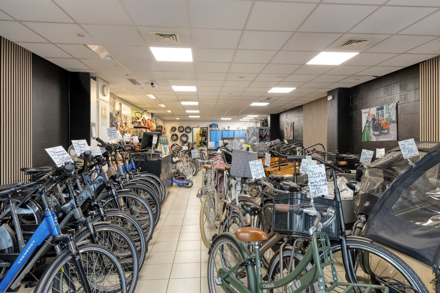 Bekijk foto 4 van Overlanderstraat 608