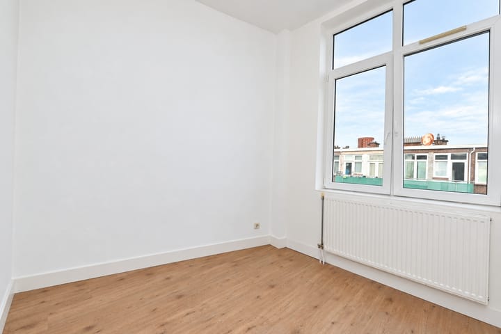Appartement te koop: Van Musschenbroekstraat 51, 'S-Gravenhage
