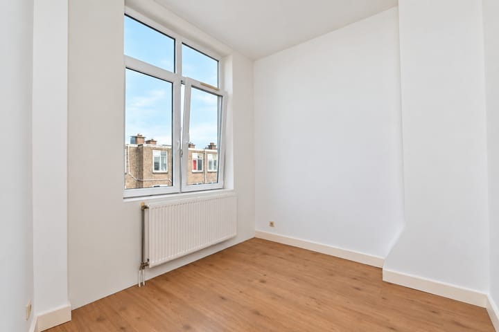 Appartement te koop: Van Musschenbroekstraat 51, 'S-Gravenhage
