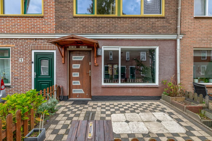 Tussenwoning te koop: Klein Vreewijk 3, Lisse